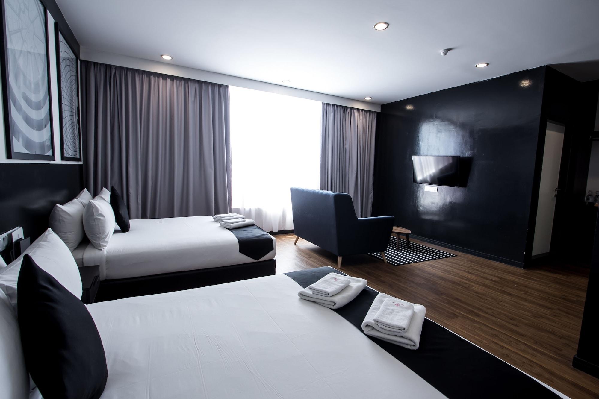Bloommaze Boutique Hotel Puchong Exterior photo