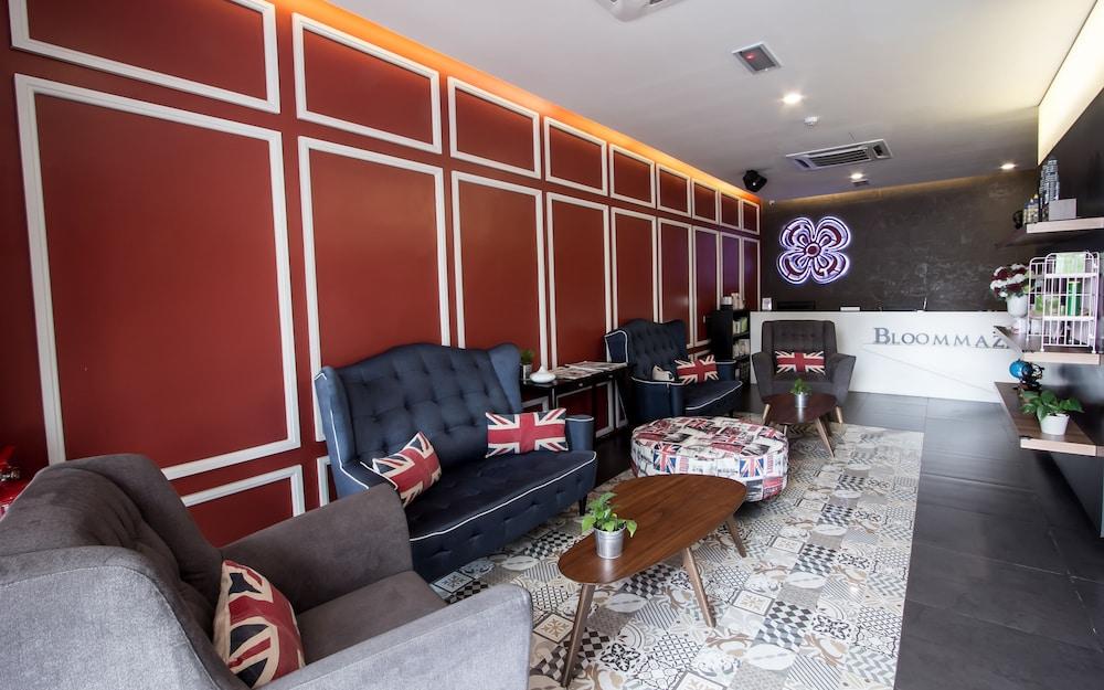 Bloommaze Boutique Hotel Puchong Exterior photo