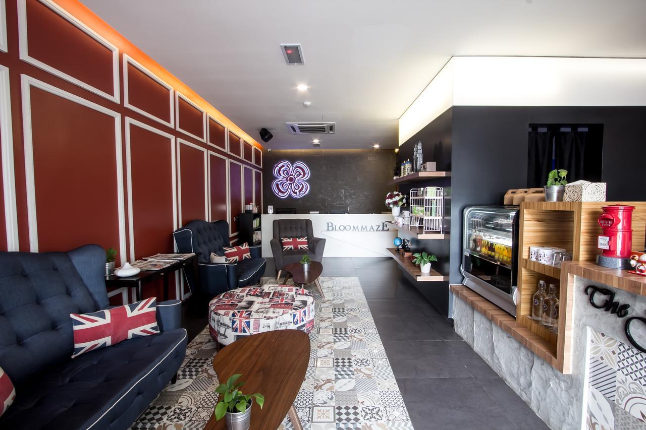 Bloommaze Boutique Hotel Puchong Exterior photo