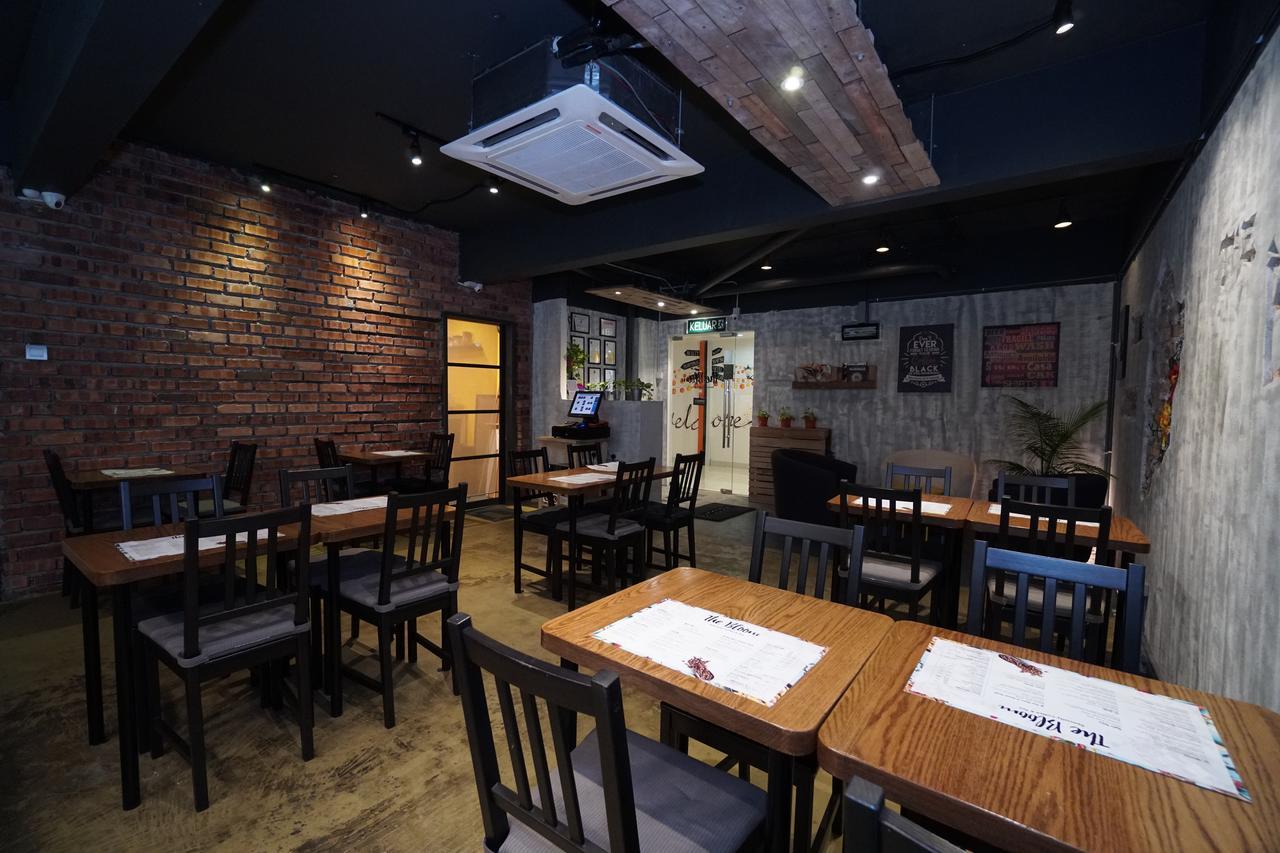 Bloommaze Boutique Hotel Puchong Exterior photo