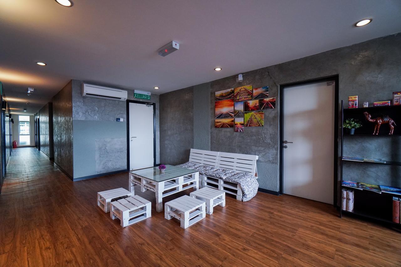 Bloommaze Boutique Hotel Puchong Exterior photo
